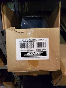 lot 35938 image: Bose Mounting Wall Brackets