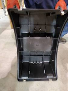 lot 35944 image: (7) Bose 802 Speaker Covers