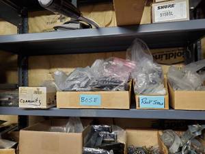 lot 35957 image: Miscellaneous Hardware