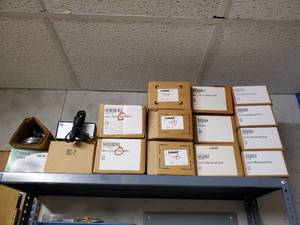 lot 35985 image: Lowell Switches For Remote Power Sources