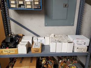 lot 35987 image: RDL Power Supplies