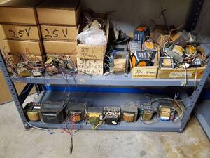 lot 35989 image: Speaker Transformers