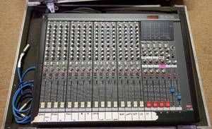 lot 35573 image: Ramsa WR-S4416 16 Channel Mixer