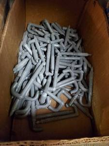 lot 35640 image: Drive Pins 4 34in