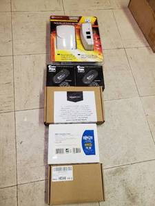 lot 35660 image: HDMI Switches, Modem Jack, HDMI Extension Cable