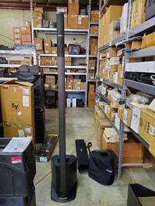 lot 35688 image: Bose L1 Portable Line Array System