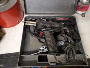 lot 32508 image: (2) Weller Solder Irons