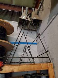 lot 32552 image: Wire Racks