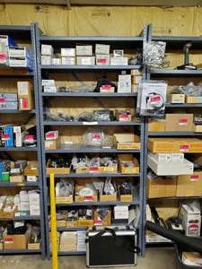 lot 32526 image: 6.5ft Metal Shelves
