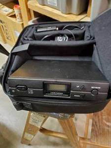 lot 35828 image: (2) Audio Technica 2000 Series LAV System