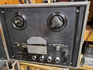 lot 35873 image: Teac Stereo Tuner, Tascam CD Tape Player