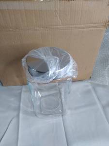 lot 29315 image: S3 SQUARE CANISTERS 40 oz