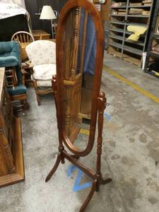 lot 1008 image: Wooden Swivel Stand Mirror 57 x 19 x 17 in