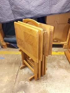lot 1009 image: Wooden TV Tray Set with Stand