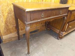 lot 1013 image: Vintage Wooden 2 Drawer Writers Desk 31 x 34 x 20 in