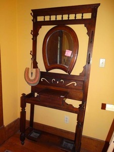 lot 19641 image: Antique Coat Hall Tree with Mirror