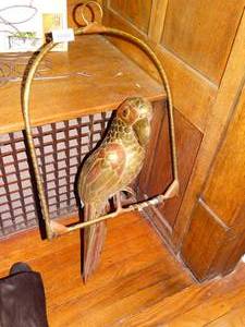 lot 19771 image: Large Metal Parrot with Hanging Rack