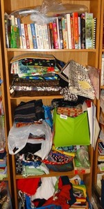 lot 19818 image: Large Lot of Quality Quilting Fabric and some Books all Contents on Shelf