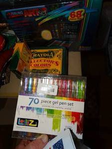 lot 19838 image: Gel Art Pens 