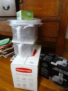 lot 19908 image: New Measuring Cups and Storage Containers