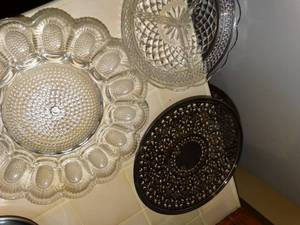 lot 19938 image: Lot of Decorative Kitchen Plates