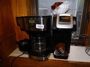 lot 19958 image: 2 Nice Coffee Makers