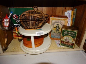 lot 19978 image: Lot with Old Tins - Spice Spinner - Rulers - Etc
