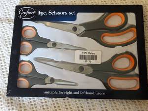 lot 35179 image: Set of New Scissors