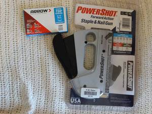 lot 35176 image: Staple Gun and Package of Staples - Both New in Package