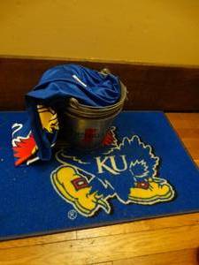 lot 20000 image: KU Rug and Blanket with 3 Michelob Buckets