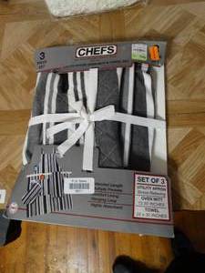 lot 35011 image: Chefs Apron Mitt Set