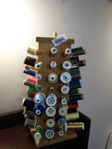 lot 35020 image: Lot of Thread on Spinner