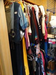 lot 35082 image: Large Lot of Womens Clothing