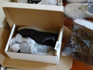 lot 35086 image: Lot of 3 Pairs of Shoes