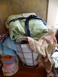 lot 35094 image: Lot of Assorted Bedding