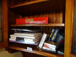 lot 35137 image: Lot of Assorted Office Supplies and Tapes