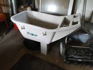 lot 35269 image: Easy Roller Lawn Cart