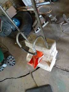 lot 35276 image: Electric Snow Blower