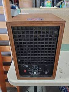 lot 1399 image: Living Air Purifier