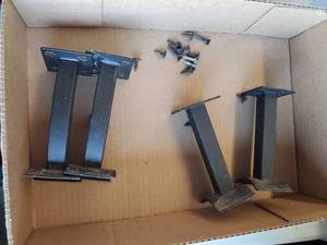 lot 1361 image: Set of 4 legs with hardware