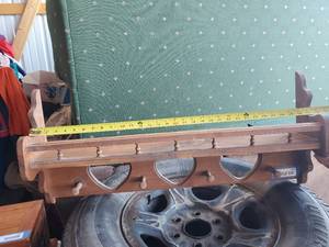 lot 1364 image: Wooden Decorative coat wall hanging rack