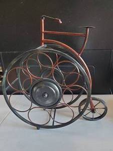 lot 1365 image: 7- Wine bottle holder