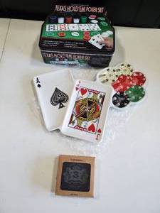lot 1370 image: Texas holdem Parker set, Card chip snack plate and set of 4 Slate coaster set.