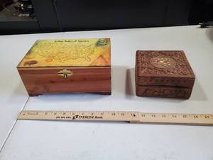 lot 1372 image: Indian Tribes Of America box & 6X6 Hand Carved box
