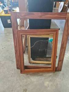 lot 1402 image: Assorted wood frames