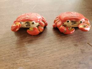 lot 1433 image: Lobster Salt n Pepper Shakers