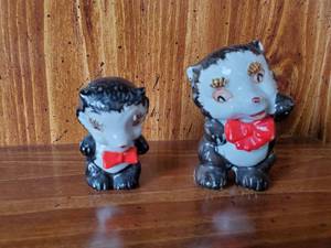 lot 1436 image: Figurines