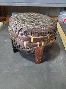 lot 1472 image: Sewing Basket or whatever you want to use it for Basket