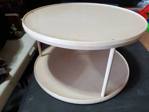 lot 1477 image: Lazy Susan