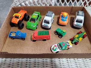 lot 1492 image: Assorted toy cars